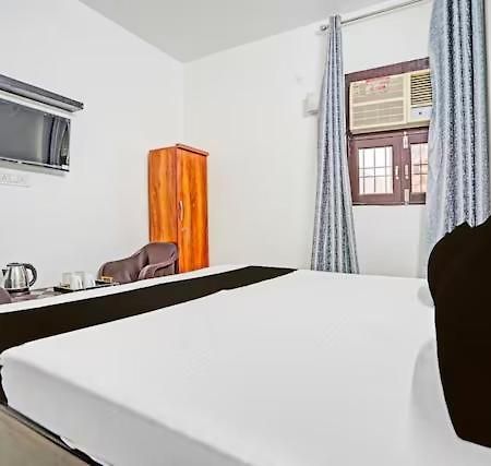 Hotel Rooftop Castle Noida Exterior foto